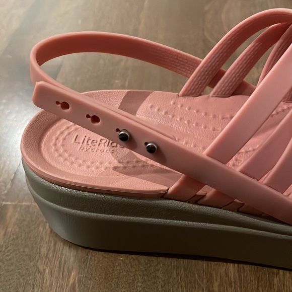 Crocs Brooklyn Strappy Low Wedge Sandals - Picture 7 of 7